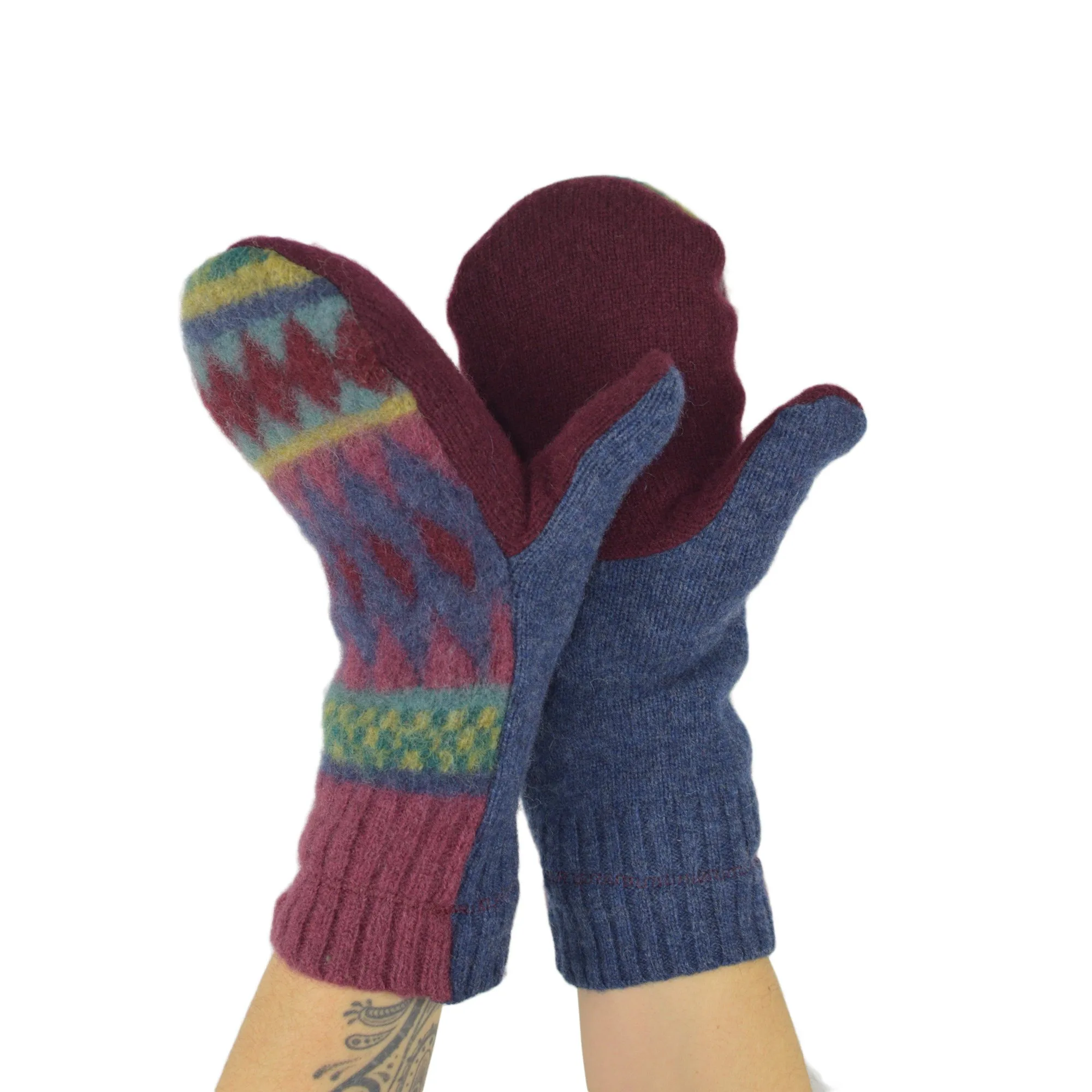 My Favourite Upcycled Sweater Mittens - Image 2